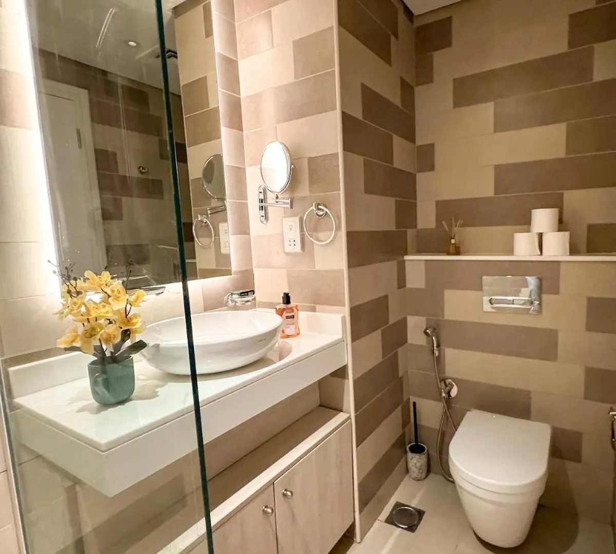 Exclusive Suite With Infinity Pool & Private Beach Dubai